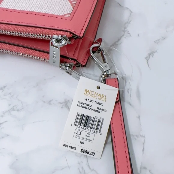 Michael Kors wallet - Picture 5 of 10